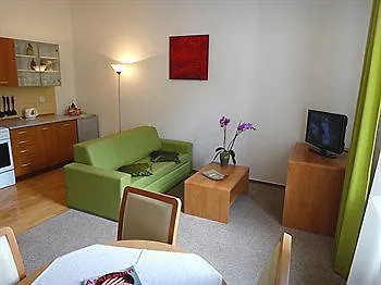 מלון Boutique Swisshouse Mariánské Lázně